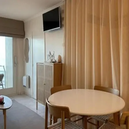 Stunning Seaview With Balcony Daire