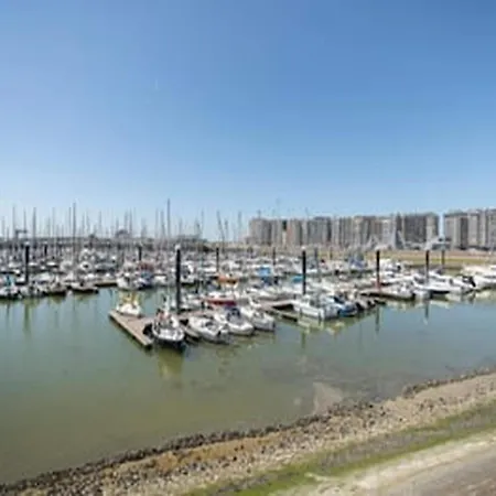 Stunning Seaview With Balcony 아파트